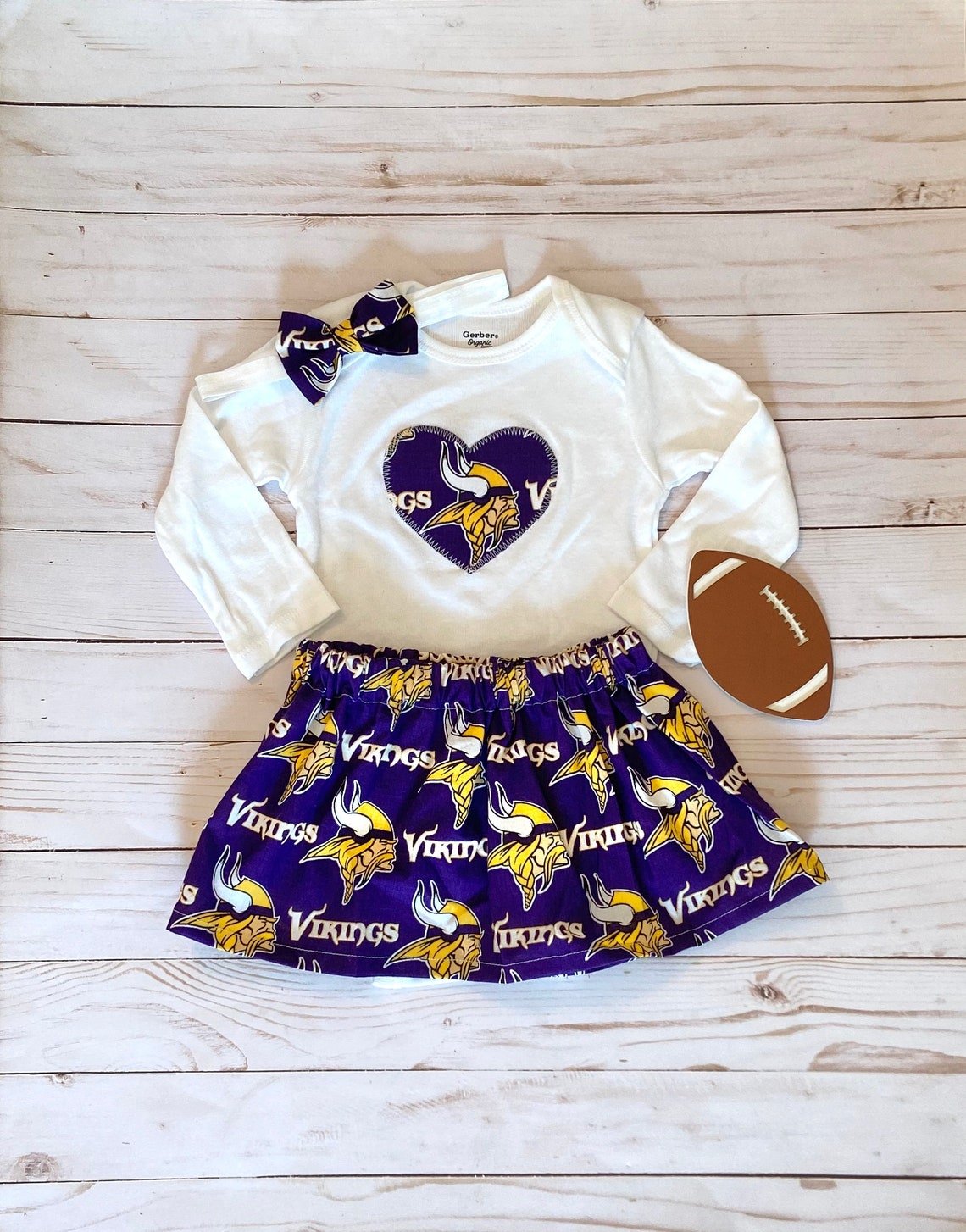 Minnesota Vikings Greatest Little Player Bodysuit Set - Newborn